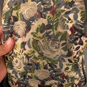 Jessica Simpson kiss lock crossbody